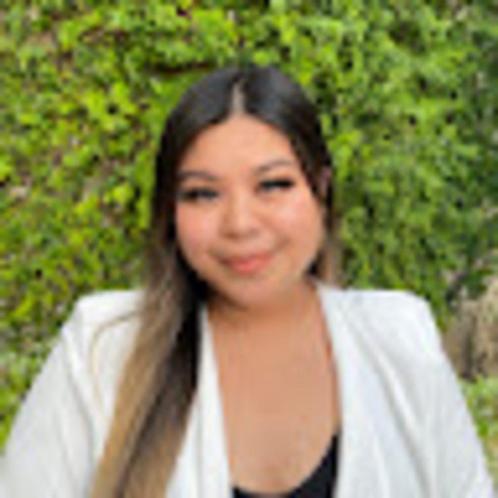 Meet your Posher, Kiana